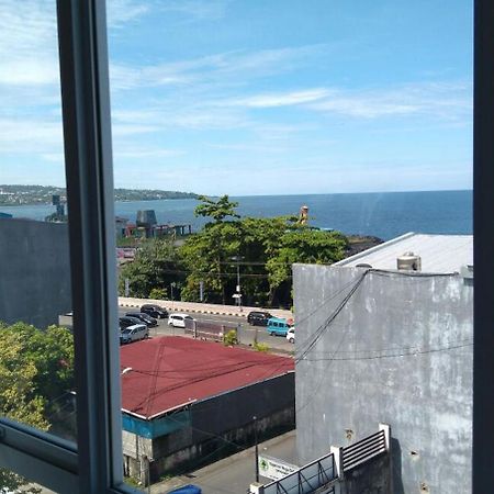 Green Eden Hotel Manado Habitación foto